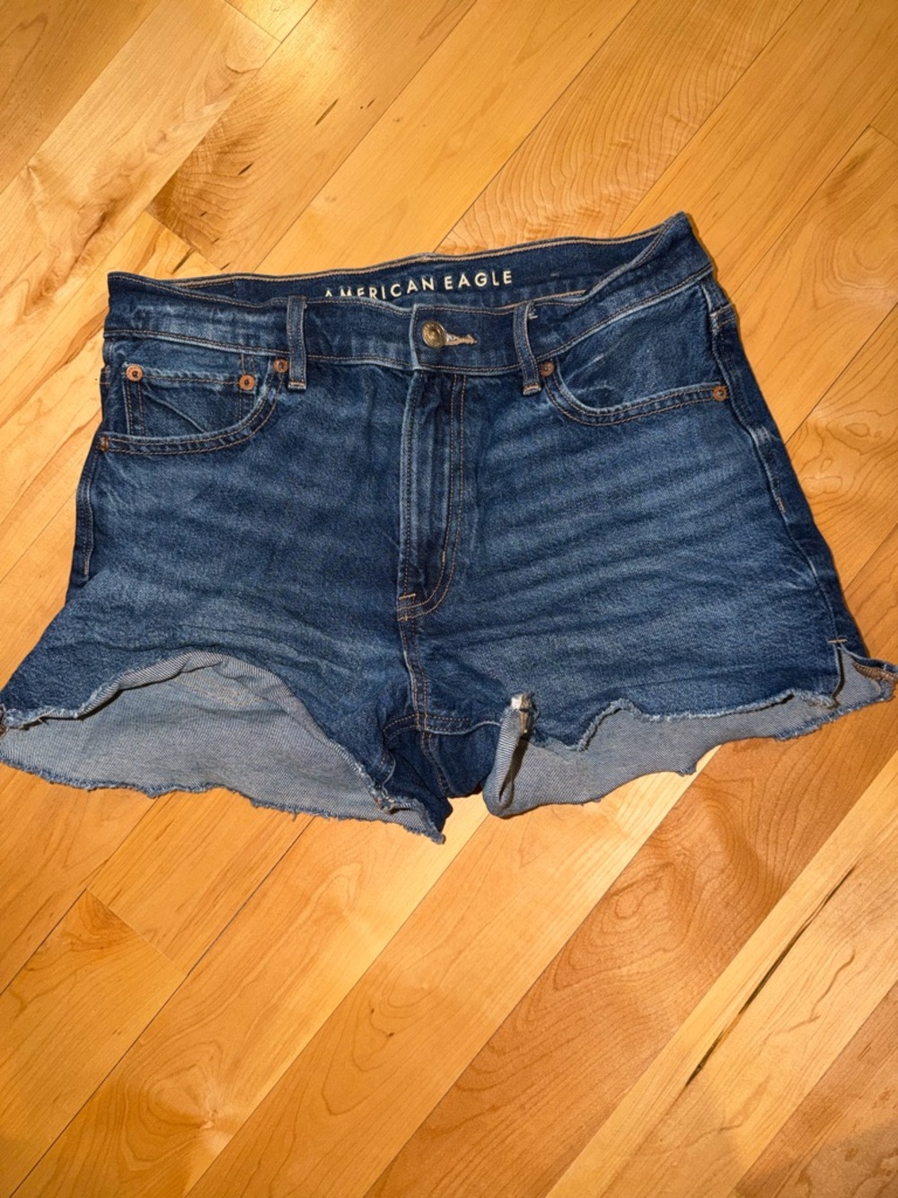 American Eagle size 4 blue jean shorts